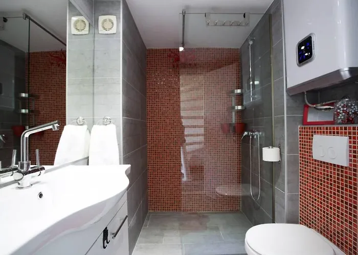 A Bright Hideaway Appartement *