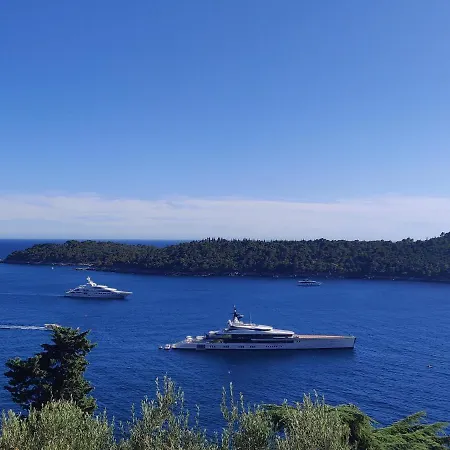 A Bright Hideaway Apartmán *