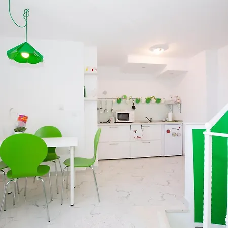 A Bright Hideaway Dubrownik